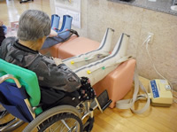 （むくみがとれて足が軽くなります）